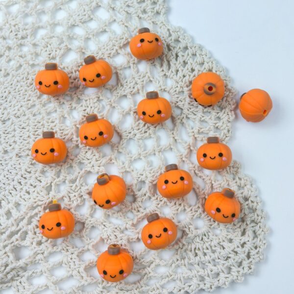 Wholesale 10pcs 3D Hot Sale Halloween Hot Sale Pumpkin Three-dimensional Silicone Cartoon DIY Beads
