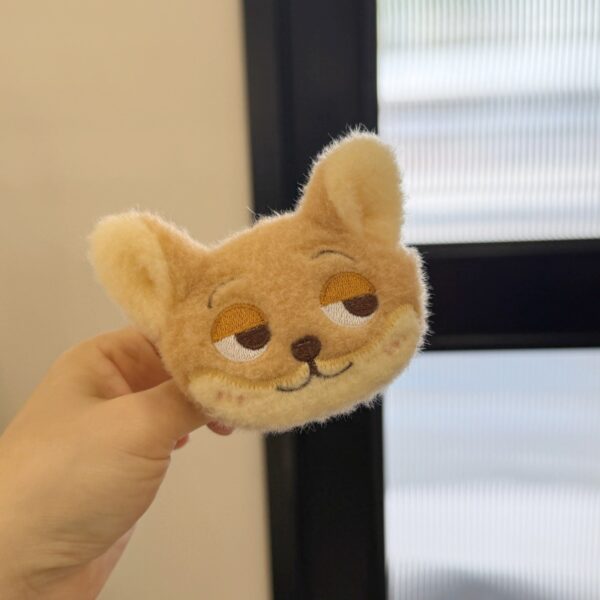 O1CN019HhU5O1Zs5pjDdrYP_2200533293249-0-cib Wholesale Cartoon cute brooch