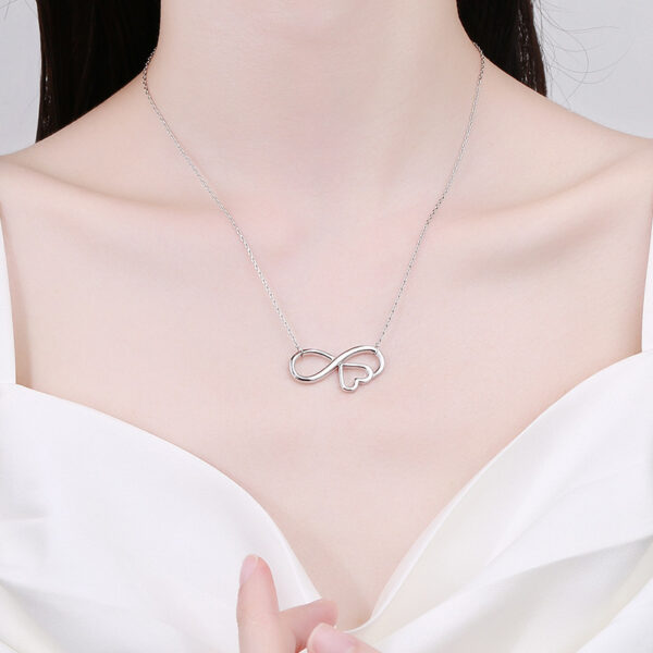 O1CN019V2VOA1arSztvR8K7_2217898173383-0-cib Wholesale Valentine's Day 8-Word Love Heart Card Necklace with Blessings