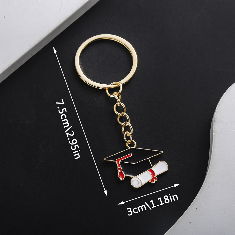 Wholesale Graduation Season Students Graduation Cap Oil op Keychain