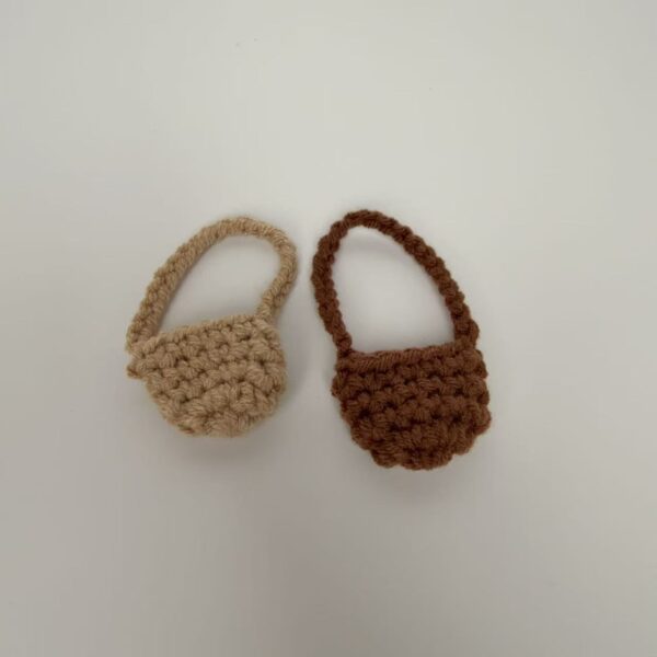 O1CN019h2Jb61dgQHFFFOsQ_2211483553765-0-cib Wholesale Plush backpack charms Doll Aessories