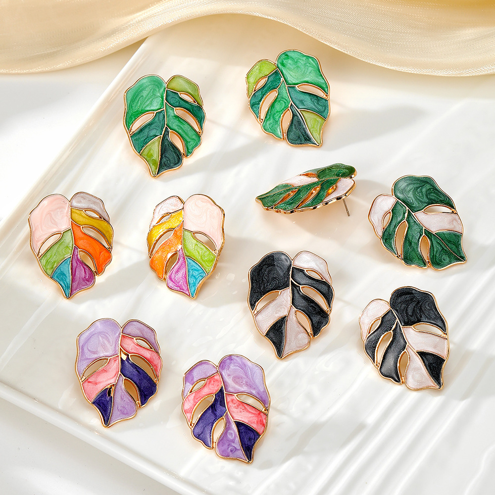 Wholesale Oil-opping Colorful Earrings Simple Fashion Earrings