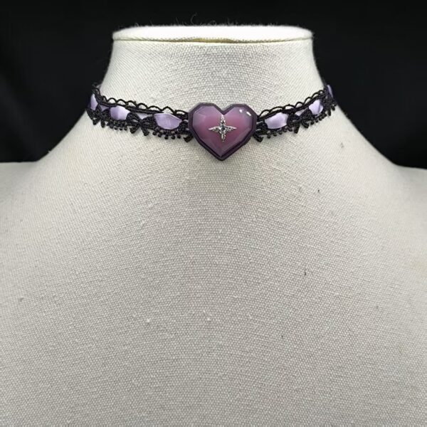 Wholesale Love lace cross, sweet and cool collarbone chain