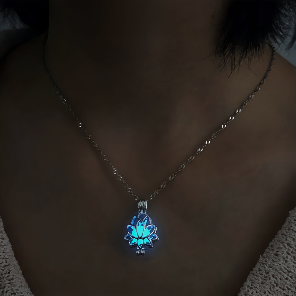 Wholesale Lotus Box Luminous Necklace