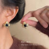 Wholesale Retro geometric metallic irregular earrings