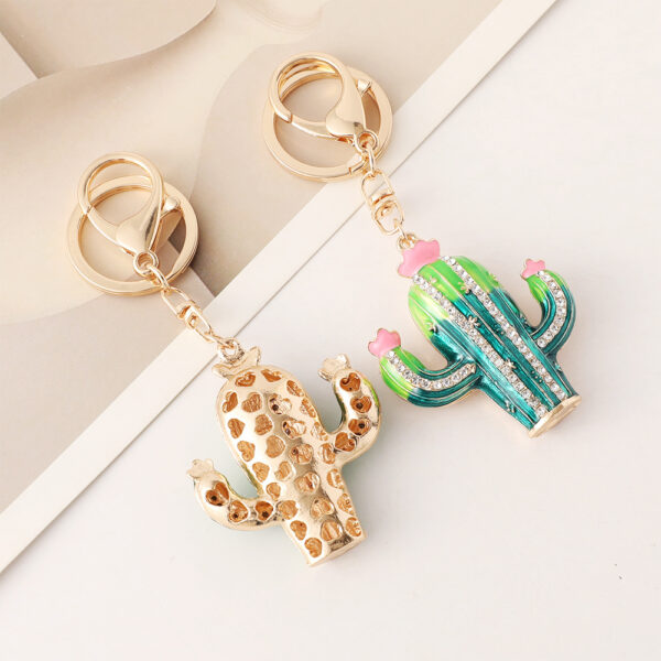 Wholesale Handmade Diamond-Encrusted Alloy Cactus Keychain