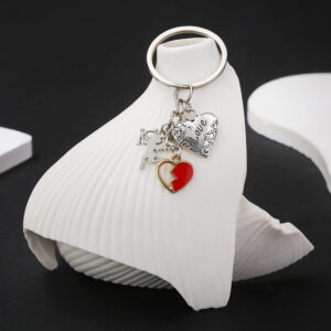 O1CN01A92muh2KpbcVB3SNV_2217654629606-0-cib Wholesale Valentine's Day Series Angel Love LOVE Keychain