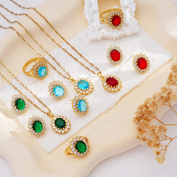 Wholesale Colorful Round Zircon Luxury Exquisite Stainless Steel Clavicle Necklace