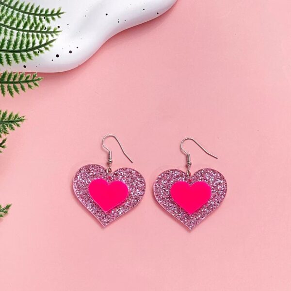 Wholesale Pink eighth note pentagram acrylic earrings