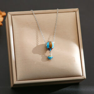 Q04-silver hot air balloon