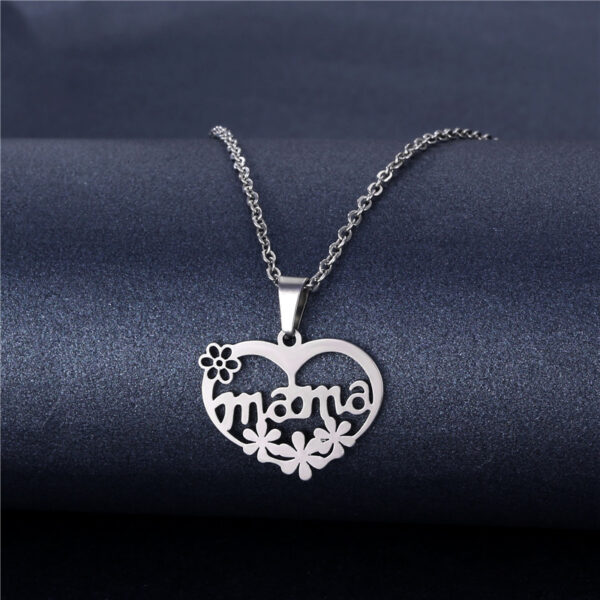 Wholesale Necklace Heart-shaped English Letters Mom Necklace Stainless Steel Necklace