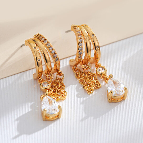 Wholesale Vintage tassel studded diamond earrings