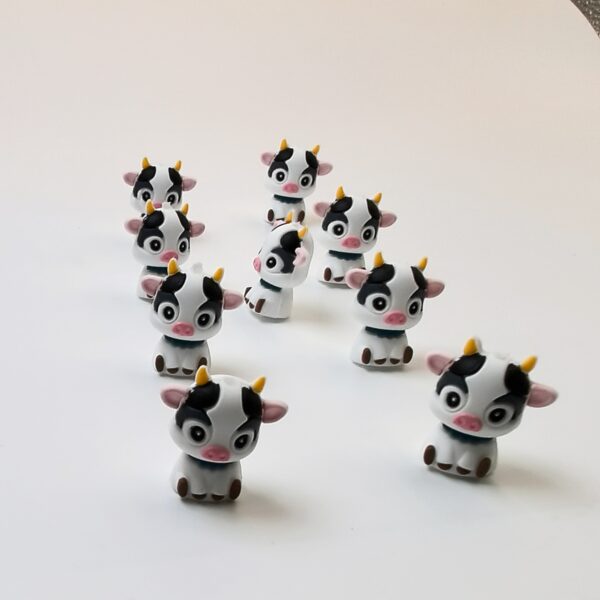 Wholesale 10pcs Cute black and white cow cartoon 3D Focal Beads