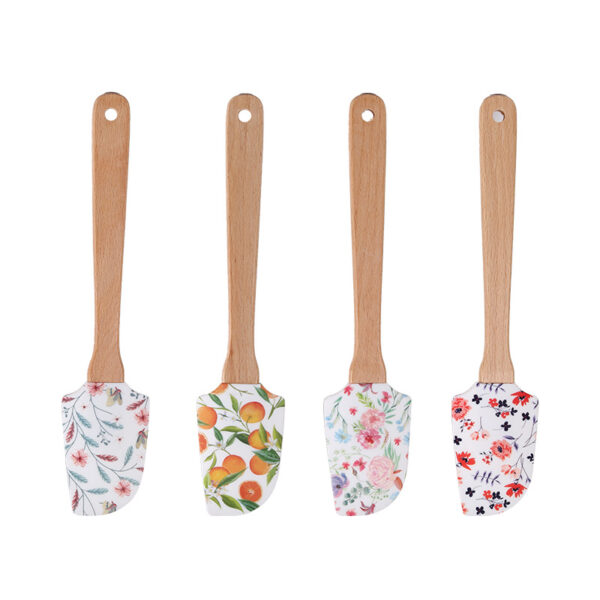Wholesale Medium pointed silicone wood handled cream cake spatula