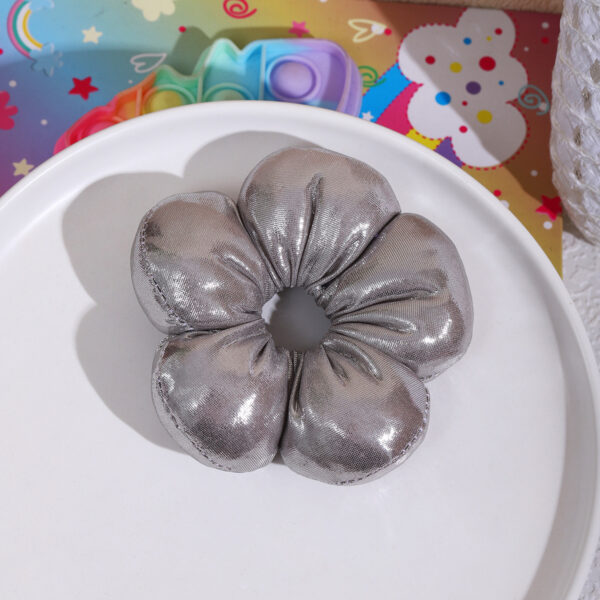 Wholesale Korean-Style Scrunchie with Three-Dimensional Flower Design for Children, Cotton-Filled Bun Hair Tie, Cute Hair Accessory