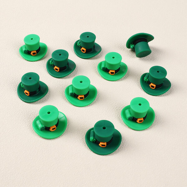 O1CN01AtP5Z01CRJVCuLphf_2217794230077-0-cib Wholesale 20pcs 3D St. Patrick's Day DIY Silicone Baby Cartoon Gum Beads Clover Beads