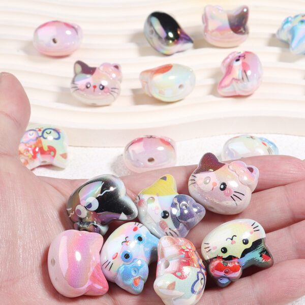 O1CN01BDbm342NBFbIPW3rm_2206452709924-0-cib Wholesale Acrylic cartoon cute UV color plated three-dimensional color kitten perforated beads DIY jewelry beaded material accessories