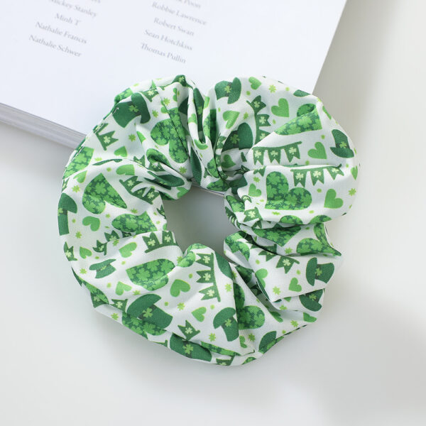 O1CN01BOGAjl1MqBDc4lj5Q_2219895391485-0-cib Wholesale St. Patrick's Day forest style clover headband