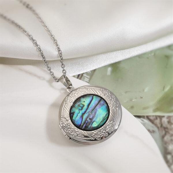 Wholesale Silver Round Natural Abalone Shell Pendant Necklace