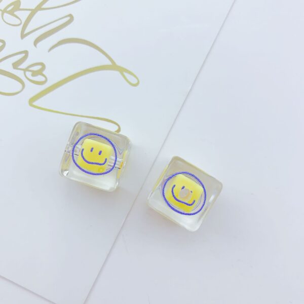 Wholesale 10pcs Cute Cartoon Blocks Transparent Smiling Acrylic Beads