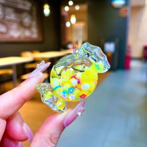 Yellow glow-in-the-dark bubble beads (without clasp) / Quantity 1 is 1