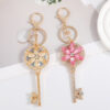 Wholesale Lucky Clover Flower with Water Diamond Metal Keychain