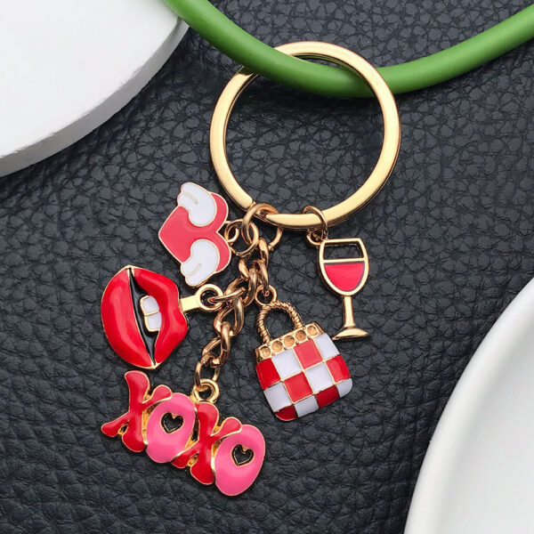 Wholesale Cartoon Drip Oil Red Love XOXO Keychain