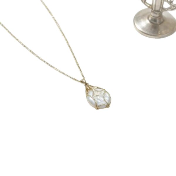 Wholesale Natural Alien Baroque Pearl Leaf Necklace