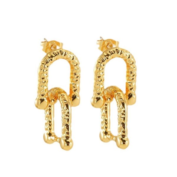 Wholesale pleated retro horseshoe buckle stainless steel fashion exaggerated earrings