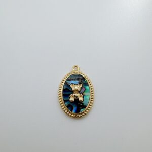 Oval bear (abal shell)