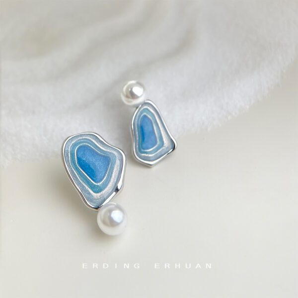 Wholesale Blue Salt Lake series asymmetrical silver needle earrings