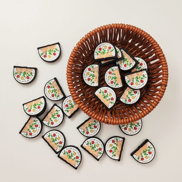 O1CN01CgQbkb2FO3eeIcYDp_2216349148869-0-cib Wholesale 10PCS Letter Flower Silicone Cartoon Beads