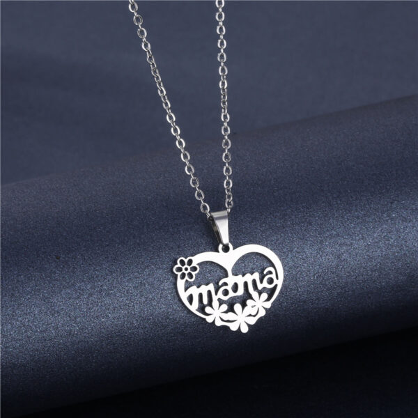 Wholesale Necklace Heart-shaped English Letters Mom Necklace Stainless Steel Necklace