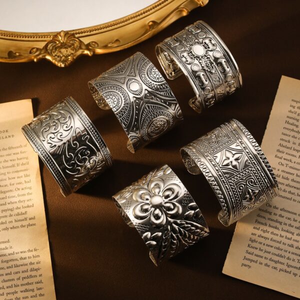 Wholesale Bohemian Open Bracelet