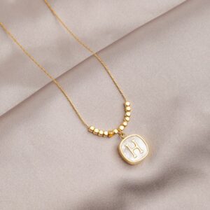 Gold letter h smiley mother-of-pearl necklace