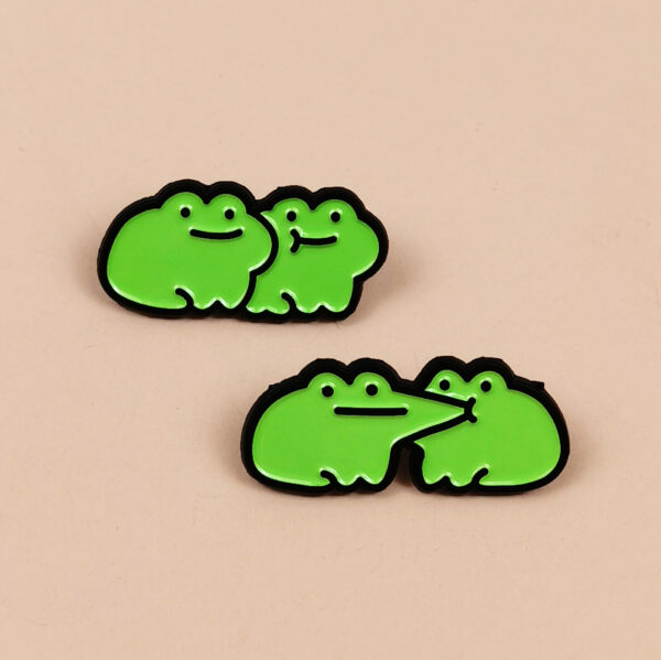 Wholesale Cute green paired frog cartoon animal brooch