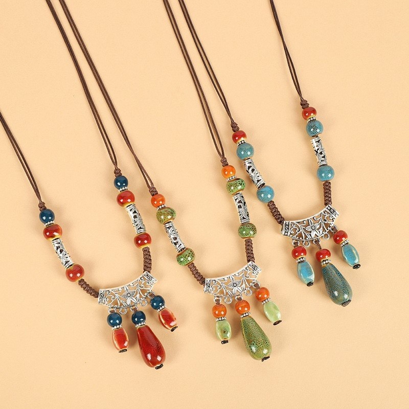 Wholesale Xizang Headess for Women, Ancient Style Eyebrow Pendant, Forehead Chain for Women, Bohemian Forehead Jewelry Pendant, Ancient Costume Wester