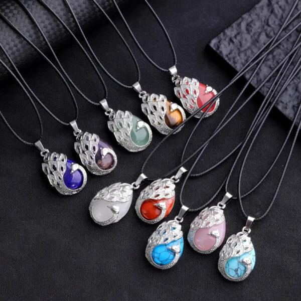 Wholesale Vintage silver-plated cat's eye peacock pendant necklace