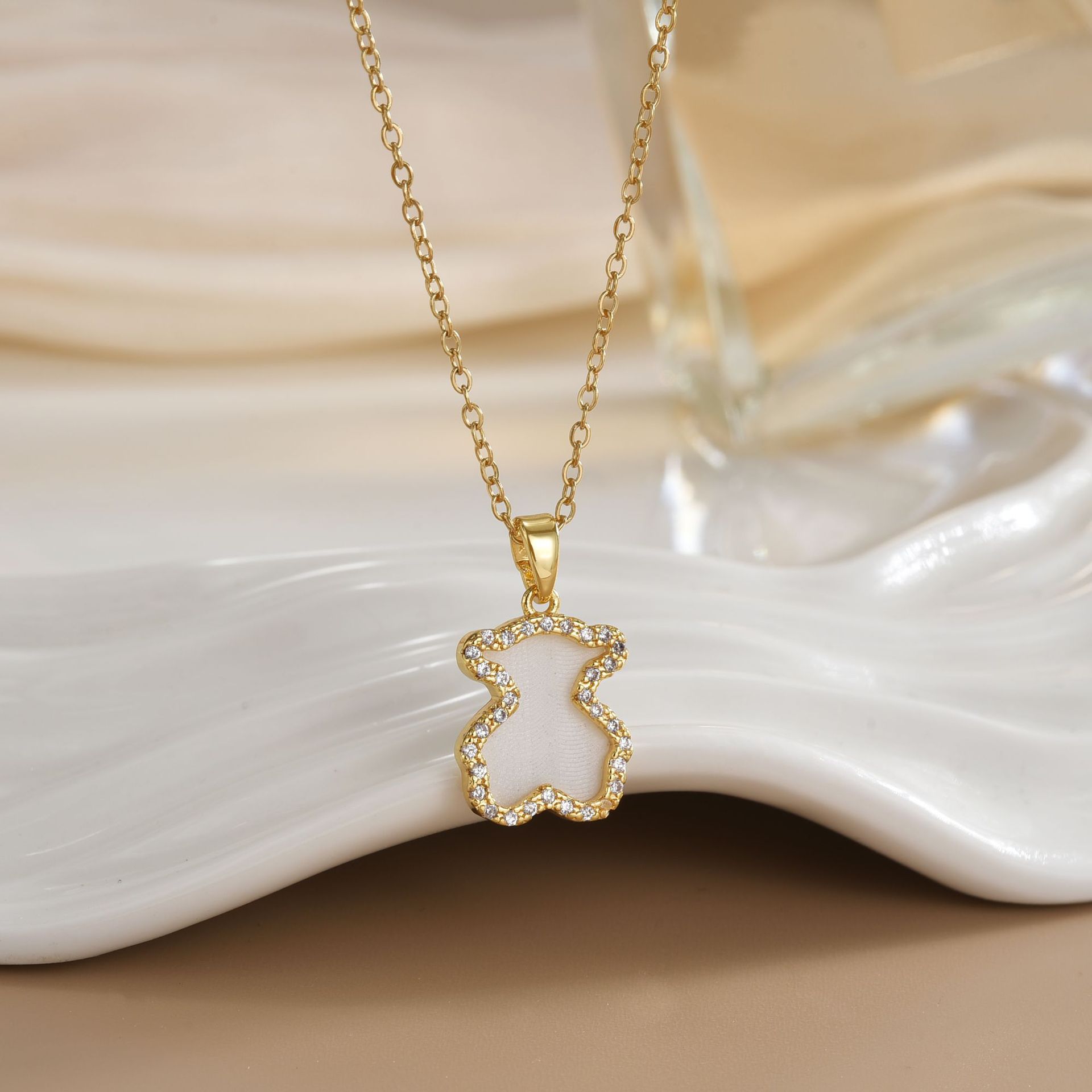 Wholesale Acrylic Cute Bear Titanium Steel Necklace