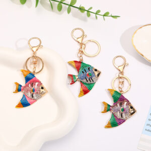 Wholesale Cartoon tropical fish, marine creatures, rhinestones, Metal Keychain