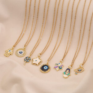 Wholesale Devil's Eye Necklace Stainless Steel Clavicle Chain