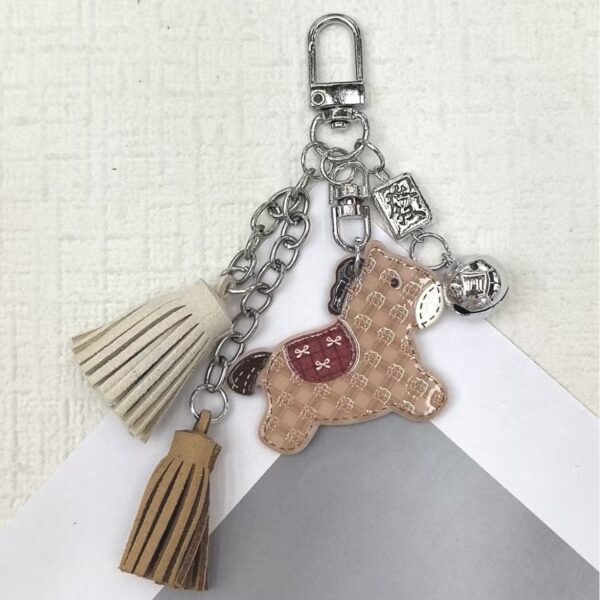 Wholesale Mesh horse tassel pendant acrylic keychain