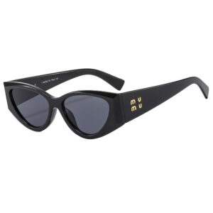 Black Frame gray piece