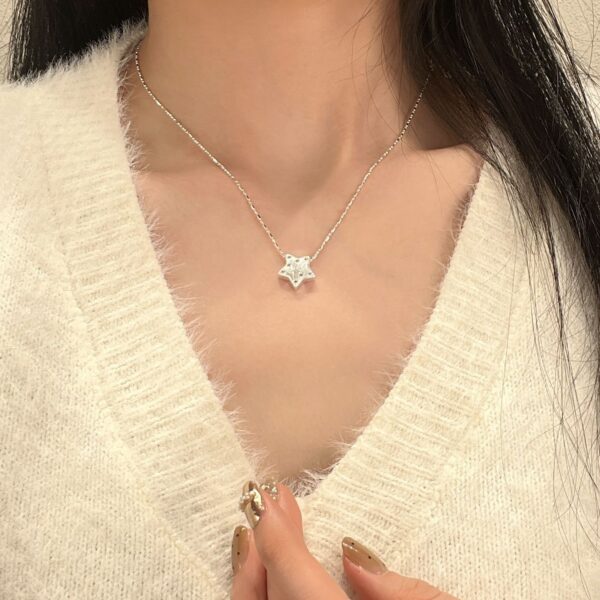 Wholesale Super sparkling frosted brushed star necklace