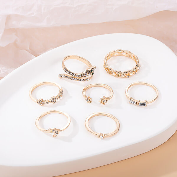 Wholesale Geometric Joint Ring Cut Out Moon Snake Ring Set Ring