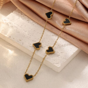 1125 black necklace / 18K