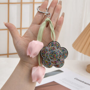 Tulip style mixed color / Keychain + plum blossom