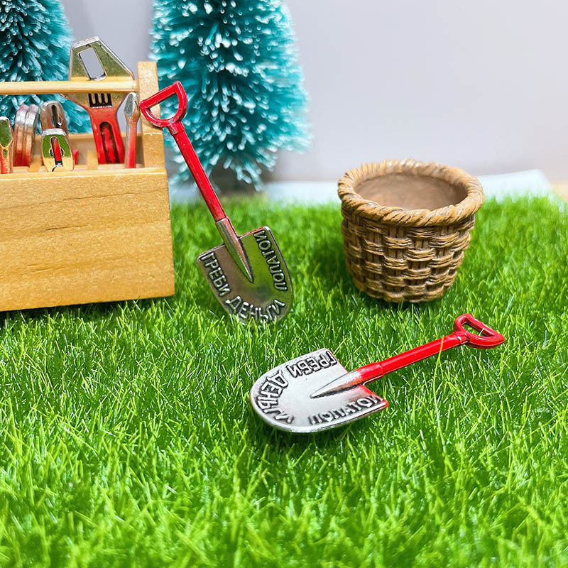 Wholesale Miniature Shovel Mini Gardening Tool Dollhouse Doll Aessories