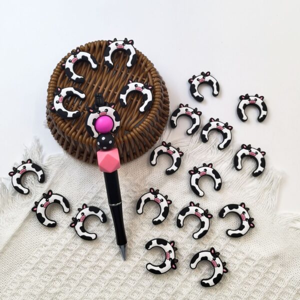 O1CN01F7PGnf2FO3fzsnAE3_2216349148869-0-cib Wholesale 10pcs Cartoon Creative Multifunctional Silicone Beads