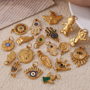 Wholesale Stainless steel 18K gold-plated palm eye pendant